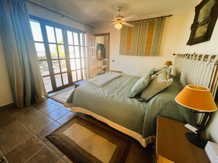 Image No.26-6 Bed Villa / Detached for sale