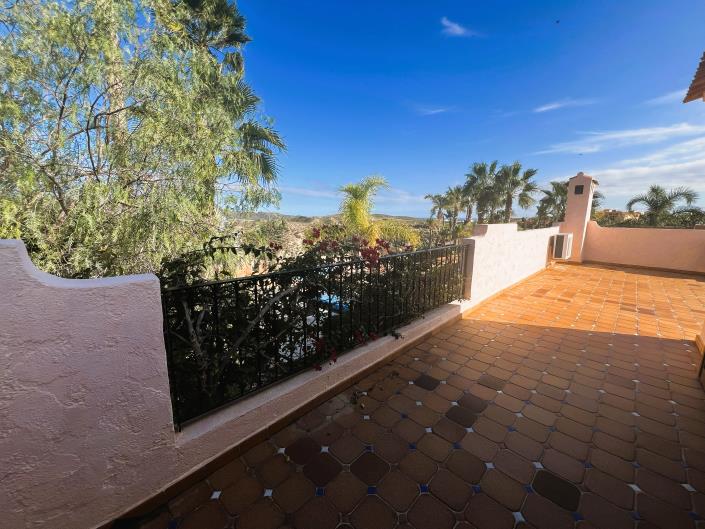 Image No.32-6 Bed Villa / Detached for sale