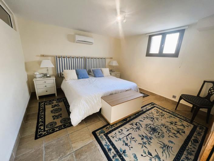 Image No.41-6 Bed Villa / Detached for sale