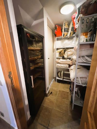 Image No.45-6 Bed Villa / Detached for sale