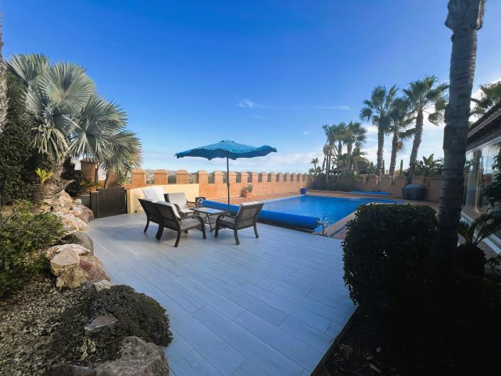 Image No.50-6 Bed Villa / Detached for sale