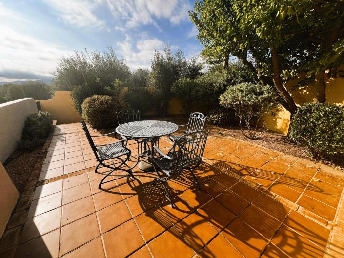 Image No.58-6 Bed Villa / Detached for sale