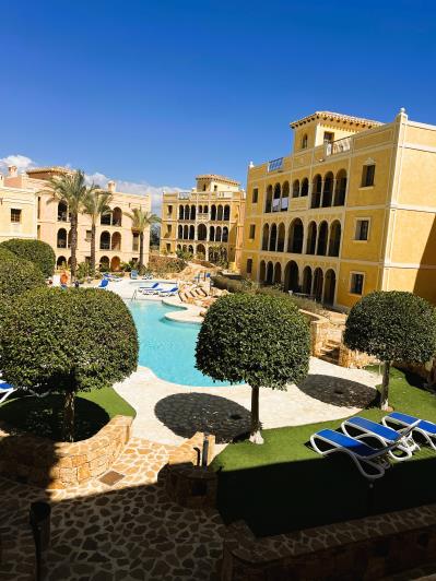 Image No.2-Appartement de 2 chambres à vendre à Desert Springs