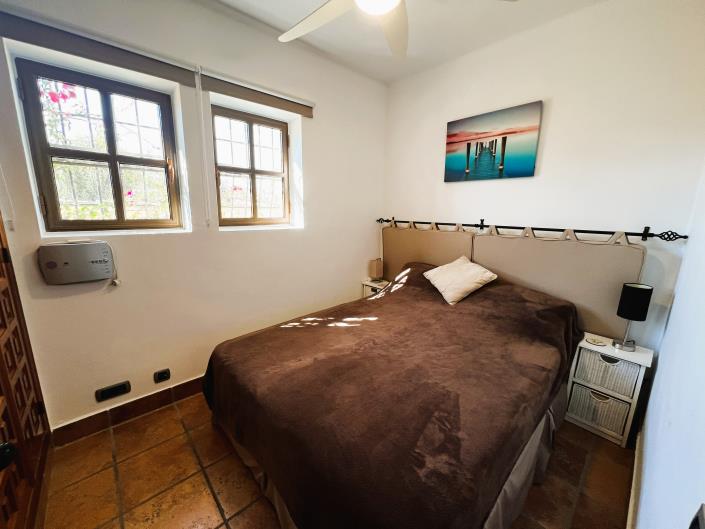 Image No.9-3 Bed Villa / Detached for sale