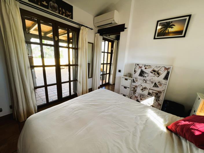 Image No.17-3 Bed Villa / Detached for sale
