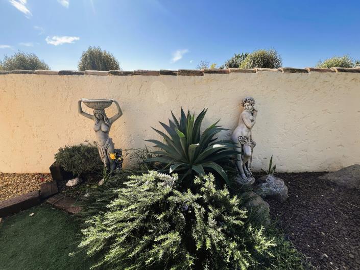 Image No.29-3 Bed Villa / Detached for sale