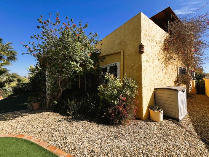 Image No.31-3 Bed Villa / Detached for sale