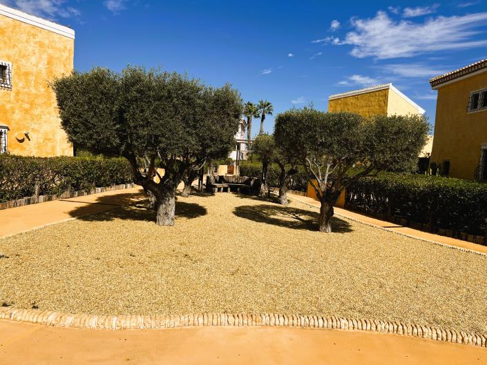 Image No.36-3 Bed Villa / Detached for sale