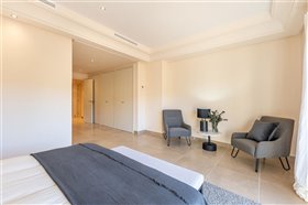 Image No.21-3 Bed Property for sale