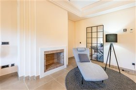 Image No.34-3 Bed Property for sale