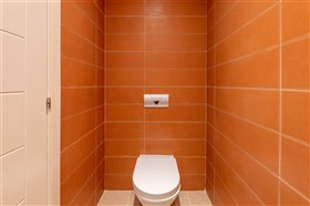 Image No.45-3 Bed Property for sale