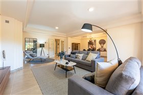 Image No.7-3 Bed Property for sale