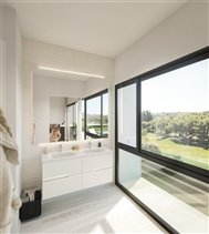 Image No.7-3 Bed Property for sale