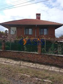 1 - Livada, House