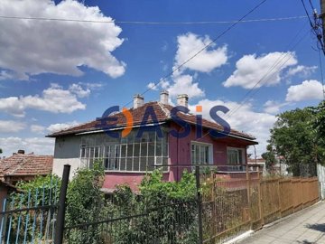 1 - Sredets, Maison