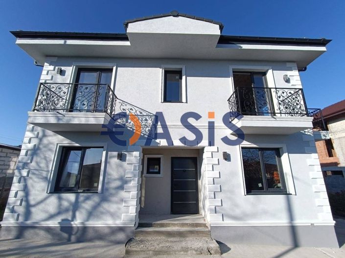 Image No.1-4 Bed Apartment for sale