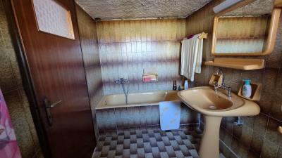 Bathroom-2