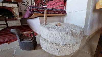 Old-grind-stone