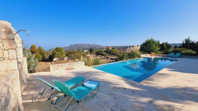16--Swimming-pool-area-5