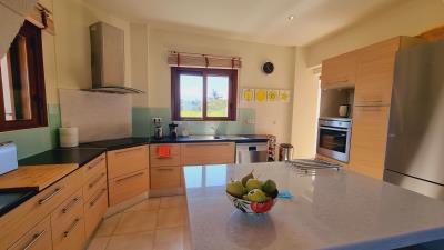 28--Kitchen-2