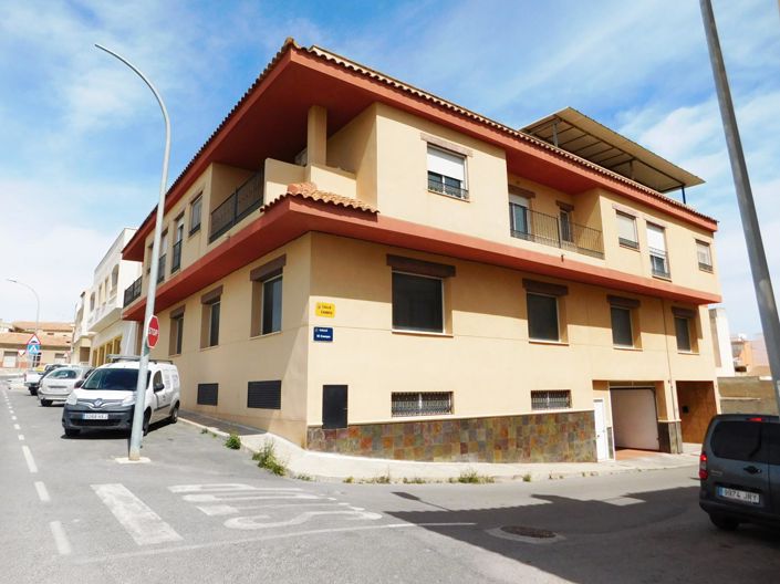 Image No.1-Propriété de 3 chambres à vendre à Torremendo