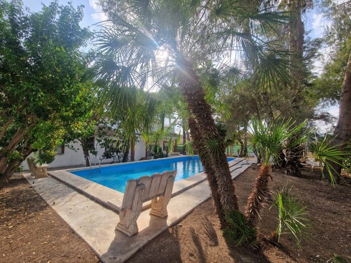 Image No.37-5 Bed Villa for sale