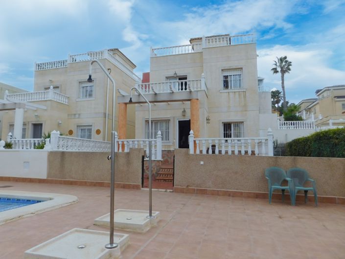 Image No.6-3 Bed Villa for sale