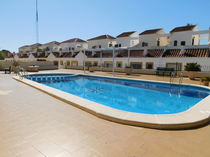 Image No.44-2 Bed Townhouse for sale