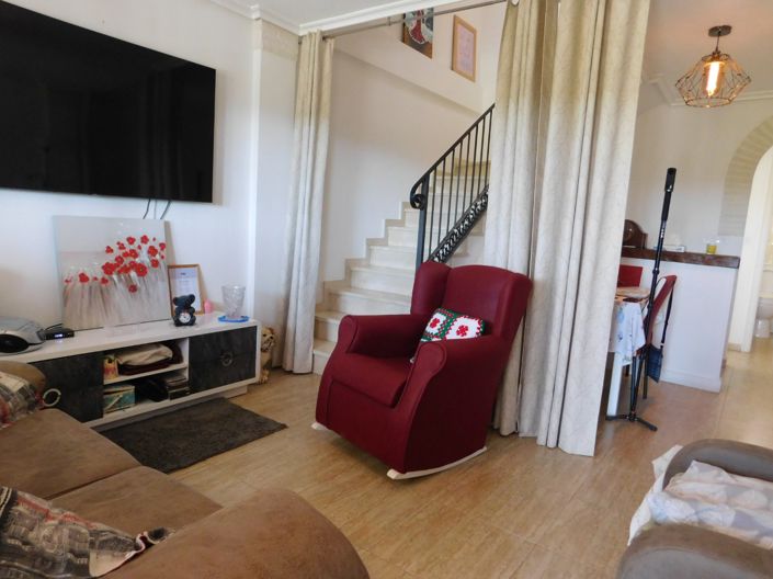 Image No.9-2 Bed Townhouse for sale