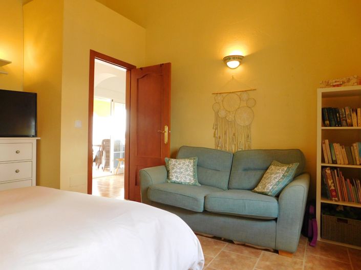 Image No.29-3 Bed Villa for sale