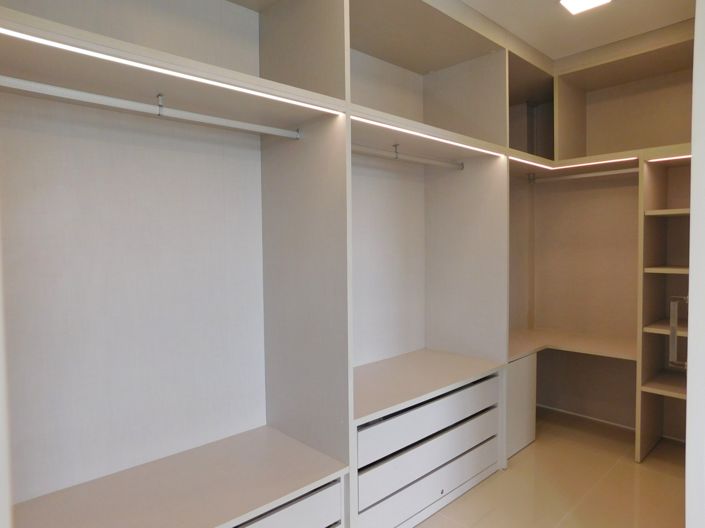 Image No.28-5 Bed Villa for sale