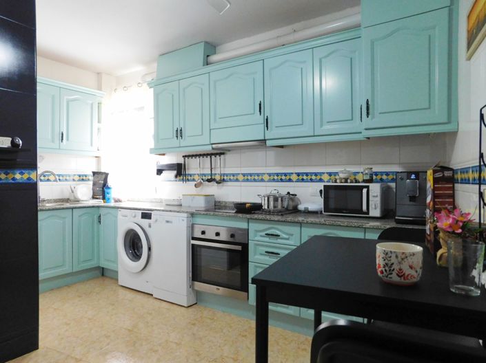 Image No.4-2 Bed Property for sale