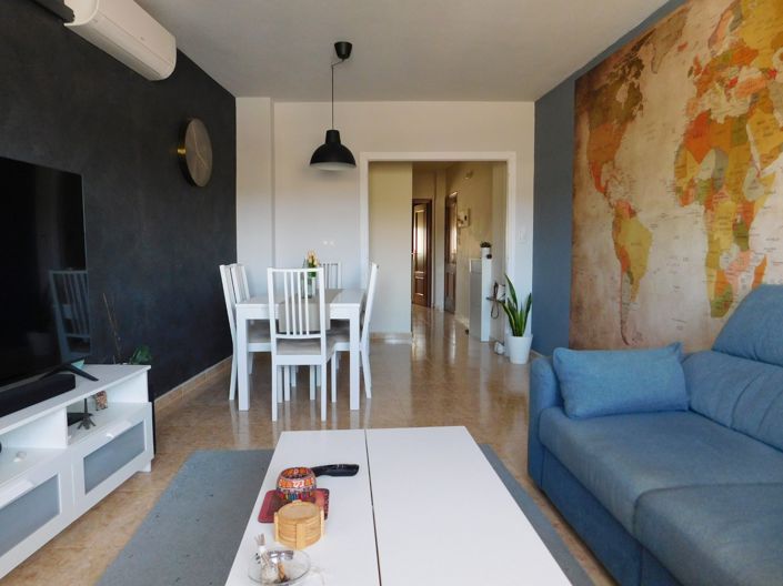 Image No.10-2 Bed Property for sale