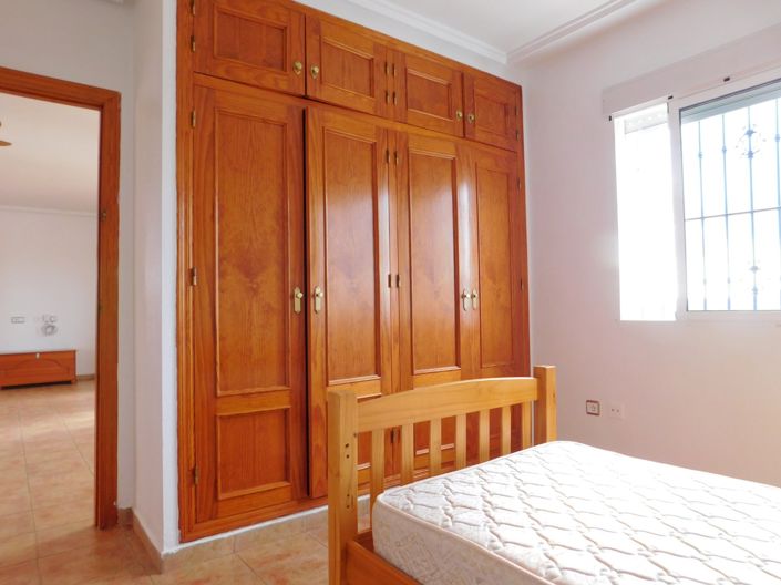 Image No.15-5 Bed Villa for sale