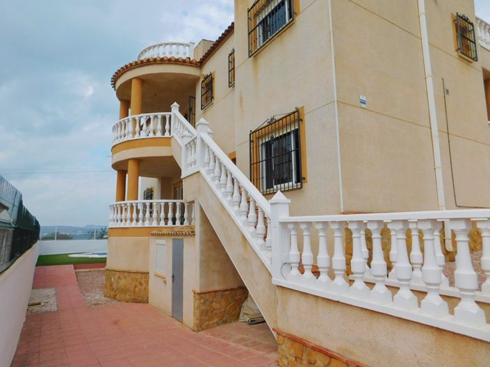 Image No.6-5 Bed Villa for sale