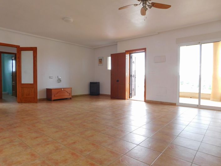 Image No.8-5 Bed Villa for sale