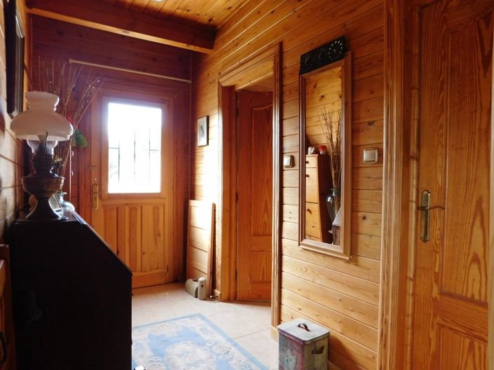 Image No.11-2 Bed Property for sale