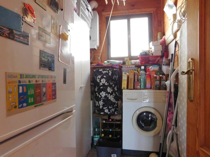 Image No.14-2 Bed Property for sale