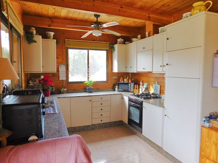 Image No.4-2 Bed Property for sale