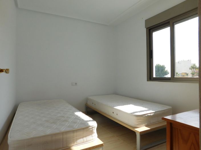 Image No.12-2 Bed Property for sale