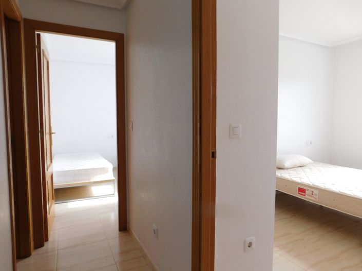 Image No.9-2 Bed Property for sale