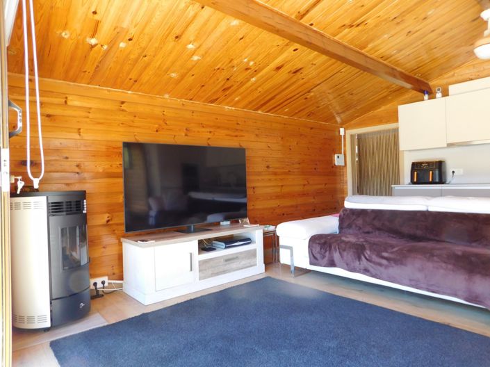 Image No.14-3 Bed Property for sale