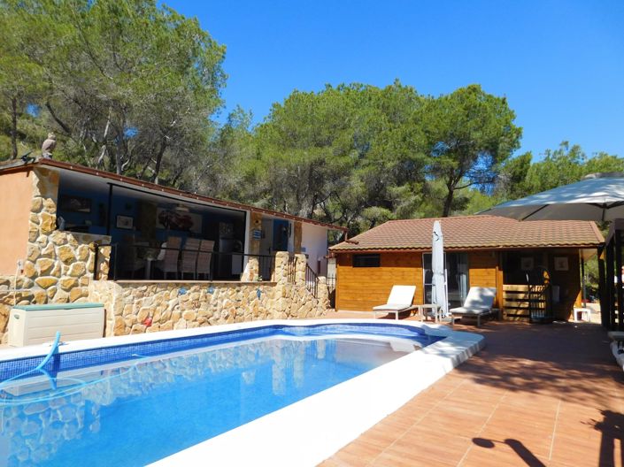 Image No.27-3 Bed Property for sale