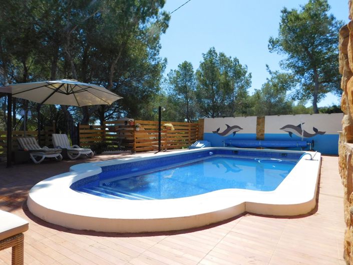 Image No.28-3 Bed Property for sale