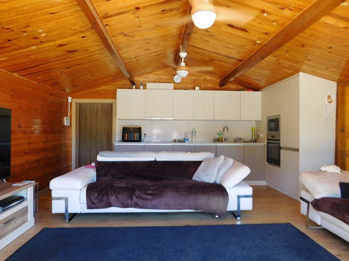 Image No.4-3 Bed Property for sale