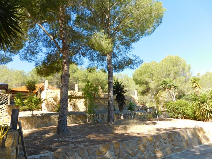 Image No.43-3 Bed Property for sale