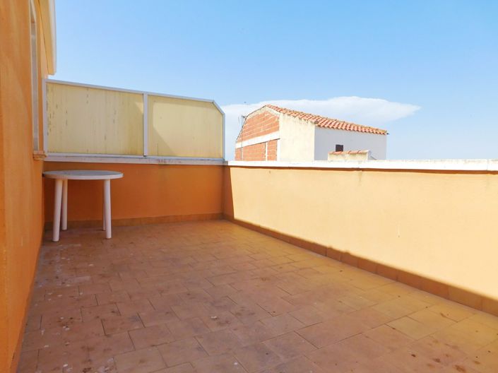 Image No.25-4 Bed Townhouse for sale