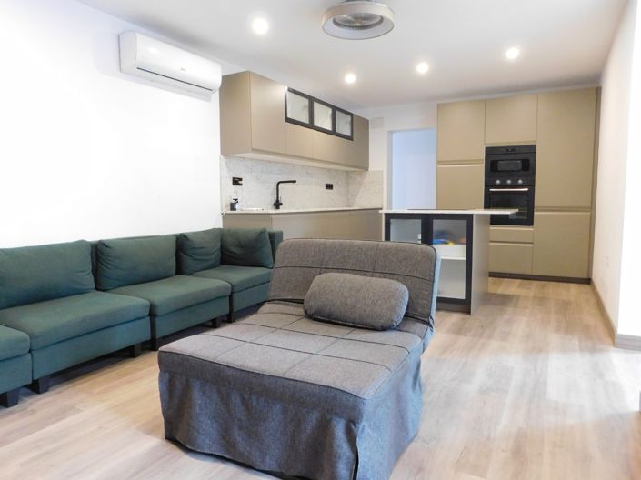 Image No.2-4 Bed Townhouse for sale