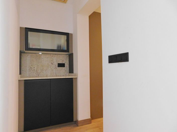 Image No.20-4 Bed Townhouse for sale