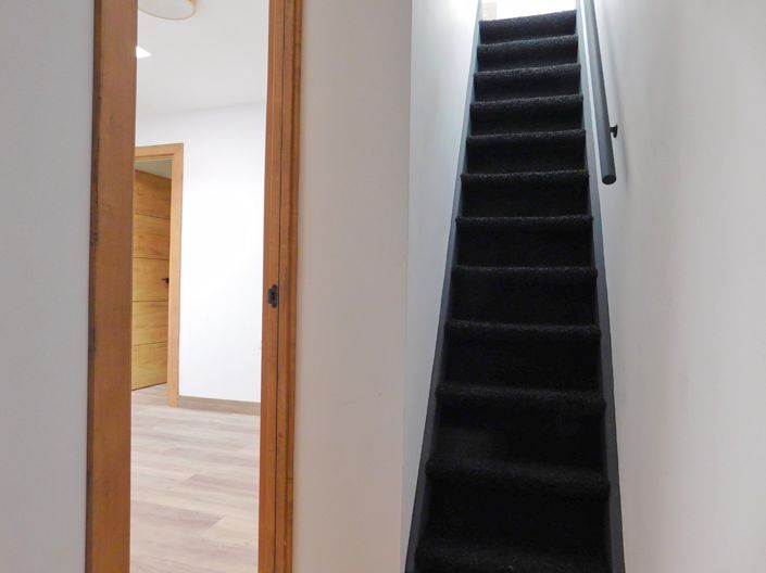 Image No.21-4 Bed Townhouse for sale